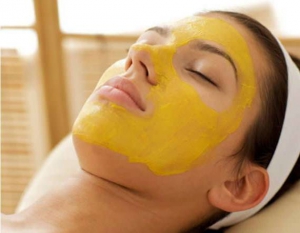 درمان جوش صورت با ماسک عسل